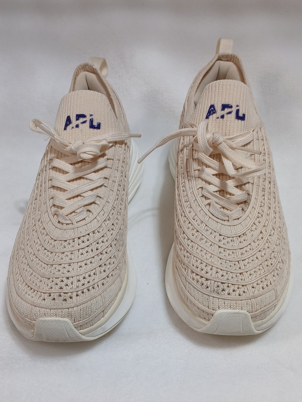 APL Women's Knit Sneakers in Beige with Navy Logo Sz 8